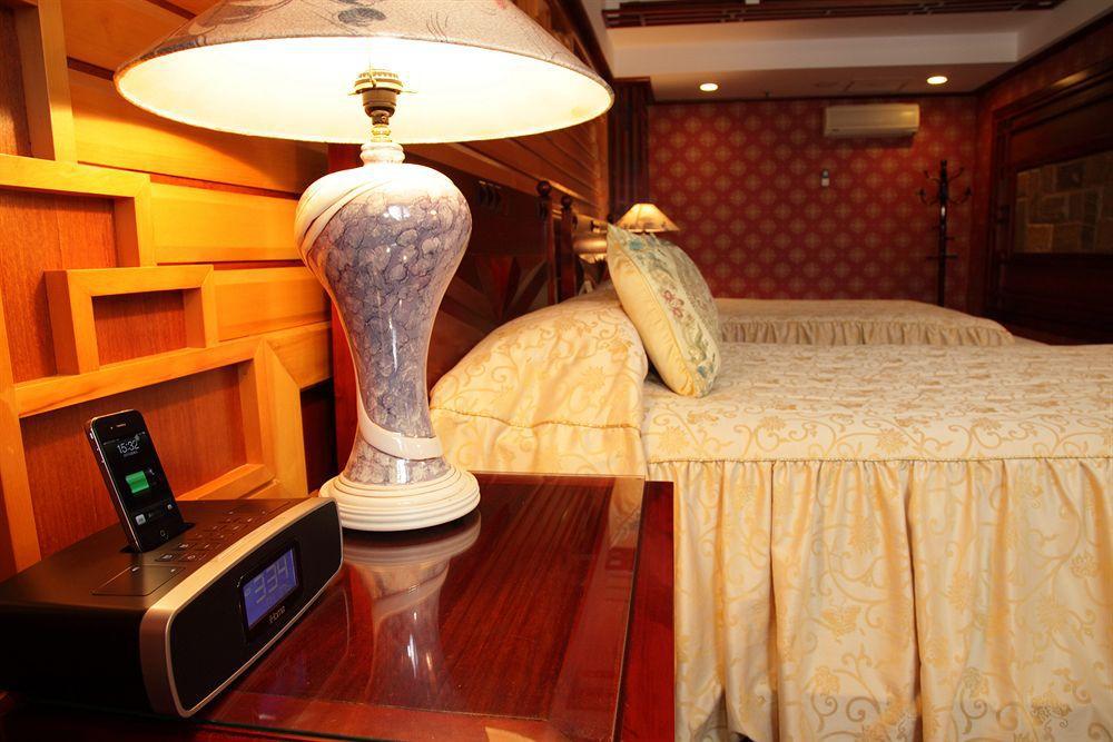 Pleasant Hotels International Taoyuan Exterior photo